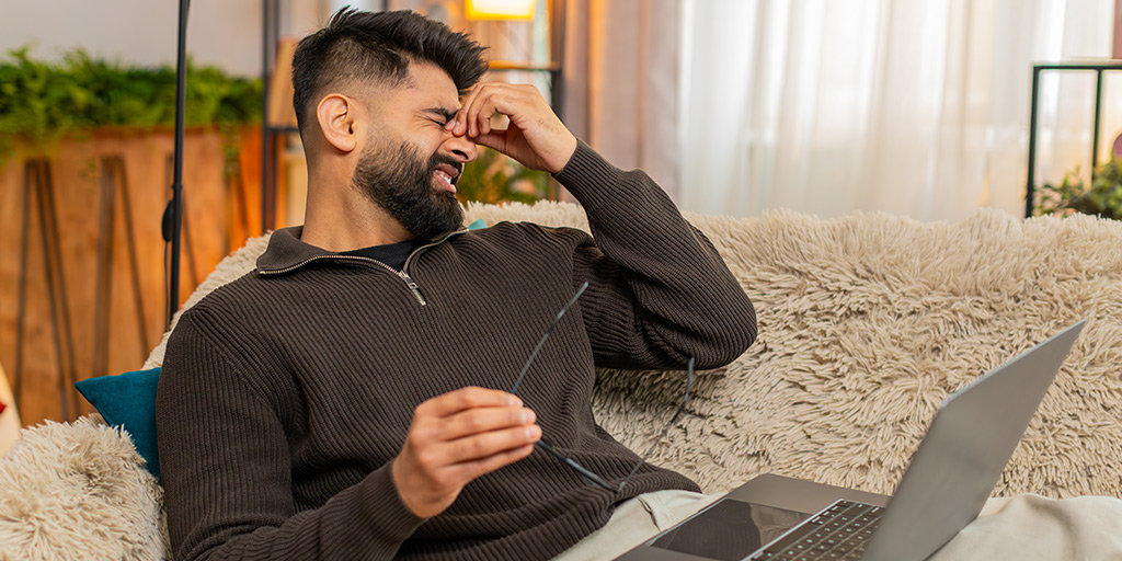 Blue Light and Eye Strain: How Screens Are Affecting Your Eyes
